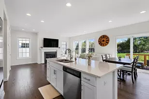 30 Magnolia Dr, Hopkinton, MA 01748 - Photo 5