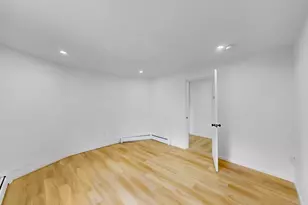 41 Oak Island St, Revere, MA 02151 - Photo 11