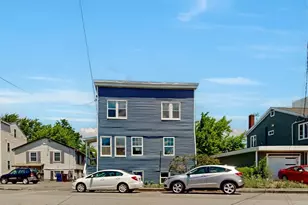 41 Oak Island St, Revere, MA 02151 - Photo 3