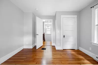8 Simone St, Worcester, MA 01604 - Photo 23
