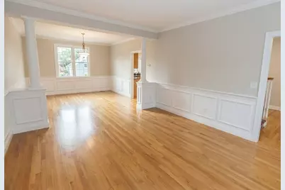 7 Chevy Chase Rd, Worcester, MA 01606 - Photo 3
