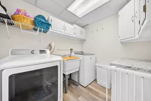 15-17 Pleasant St, Lunenburg, MA 01462 - Photo 13