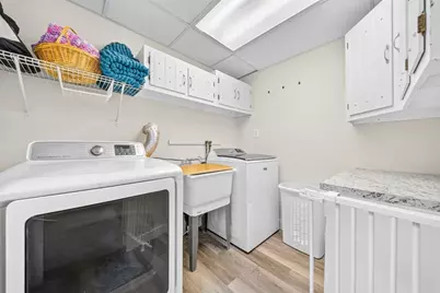 15-17 Pleasant St, Lunenburg, MA 01462 - Photo 17