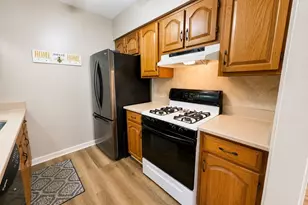 489 Turnpike St, Easton, MA 02375 - Photo 7