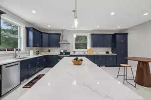920 Drift Rd, Westport, MA 02790 - Photo 7