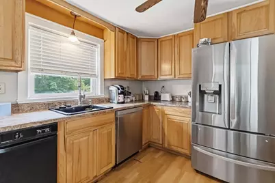 14 Highland Ave, Taunton, MA 02780 - Photo 17