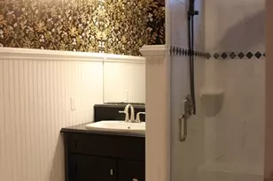 4 Cutler Ct, Boston, MA 02127 - Photo 17