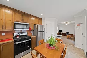 9 Bayberry Ln, Plymouth, MA 02360 - Photo 5