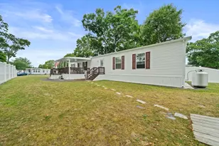 9 Bayberry Ln, Plymouth, MA 02360 - Photo 3