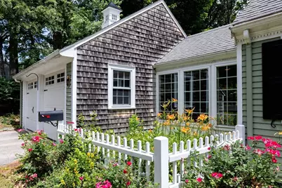 9 Hoover Rd, Hingham, MA 02043 - Photo 5