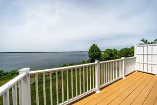 271 Draper St, Fall River, MA 02724 - Photo 23