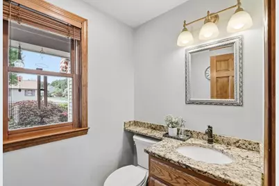 2 Glenwood Circle, Haverhill, MA 01830 - Photo 9