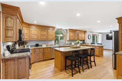 2 Glenwood Circle, Haverhill, MA 01830 - Photo 13