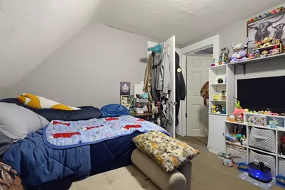 17 Margin St, New Bedford, MA 02744 - Photo 35
