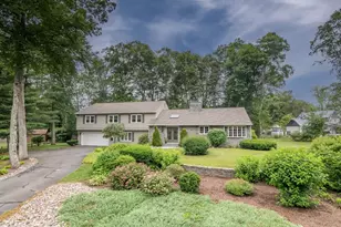 42 Elizabeth Cir, Longmeadow, MA 01106 - Photo 1