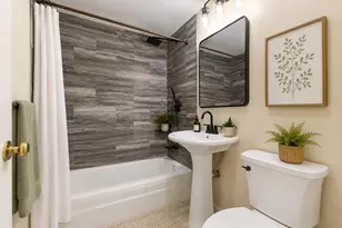70 Warren, Chelsea, MA 02150 - Photo 7