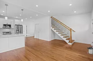24 Cottage St, Taunton, MA 02780 - Photo 5