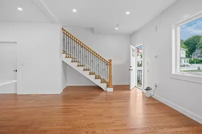 24 Cottage St, Taunton, MA 02780 - Photo 11
