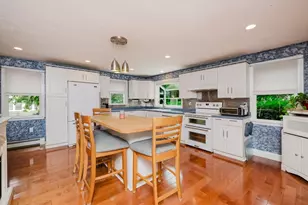 10 Wilbur Ave, Brockton, MA 02302 - Photo 17