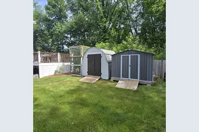 10 Wilbur Ave, Brockton, MA 02302 - Photo 27