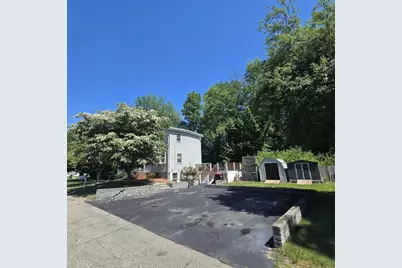 10 Wilbur Ave, Brockton, MA 02302 - Photo 5