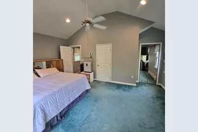 10 Wilbur Ave, Brockton, MA 02302 - Photo 17