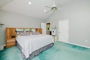 10 Wilbur Ave, Brockton, MA 02302 - Photo 33