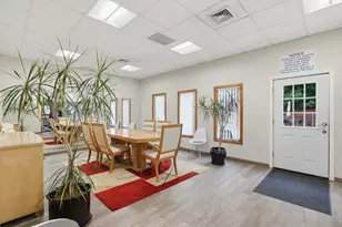 330 Sunderland Rd, Worcester, MA 01604 - Photo 17