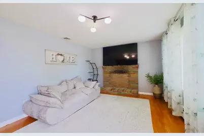 36 Mary Lou St, Methuen, MA 01844 - Photo 11