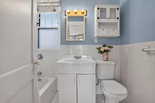 1572 Commonwealth Ave, Boston, MA 02135 - Photo 9
