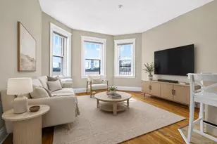 1572 Commonwealth Ave, Boston, MA 02135 - Photo 3