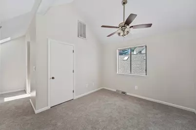 235 Lake St #D, Weymouth, MA 02189 - Photo 9