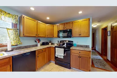 7 Highview Terrace #7, Bridgewater, MA 02324 - Photo 9