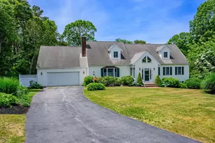 29 Waterview Cir, Barnstable, MA 02632 - Photo 1