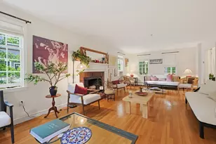 12 Carriage Dr, Lexington, MA 02420 - Photo 5