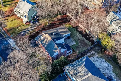 17 Woodhaven Rd, Newton, MA 02468 - Photo 3