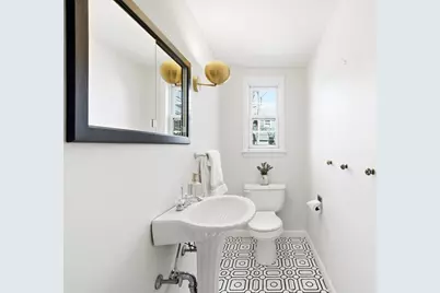 17 Woodhaven Rd, Newton, MA 02468 - Photo 13