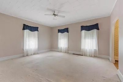 14 Doane St, Fitchburg, MA 01420 - Photo 11