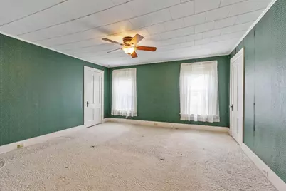 14 Doane St, Fitchburg, MA 01420 - Photo 23