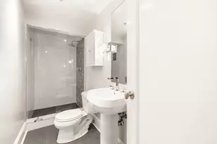 40 Commercial Wharf, Boston, MA 02110 - Photo 11