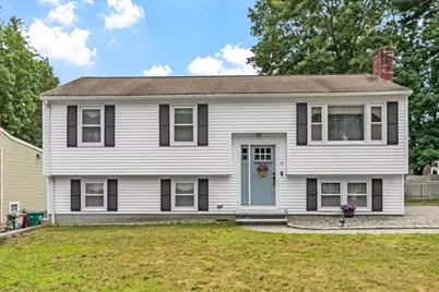 15 Dallas Rd, Lowell, MA 01854 - Photo 3