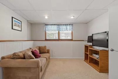 15 Dallas Rd, Lowell, MA 01854 - Photo 23