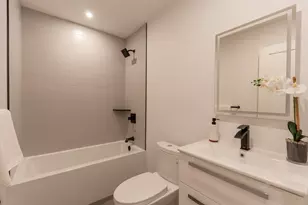 177 Thorndike St, Brookline, MA 02446 - Photo 35