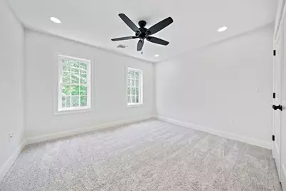 5 Clarendon, Holbrook, MA 02343 - Photo 25