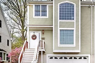 58-60 Tanglewood, Newton, MA 02459 - Photo 3