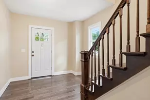 53 Devens St, Springfield, MA 01151 - Photo 5