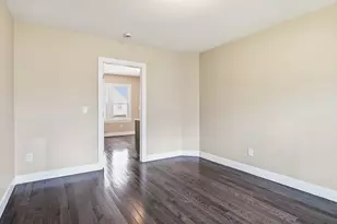 53 Devens St, Springfield, MA 01151 - Photo 11