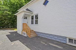 53 Devens St, Springfield, MA 01151 - Photo 37