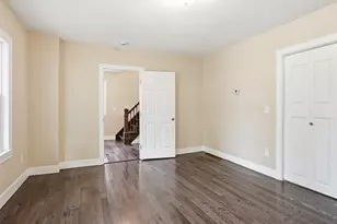 53 Devens St, Springfield, MA 01151 - Photo 7