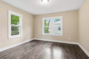 53 Devens St, Springfield, MA 01151 - Photo 21